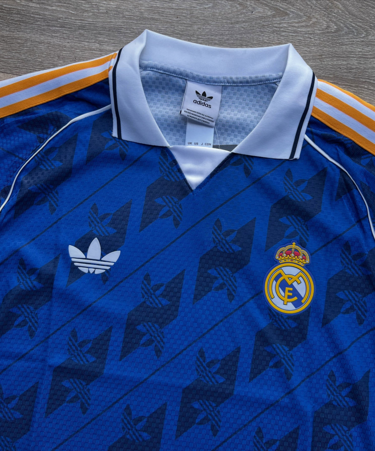 Real Madrid Pre-Match Kit 2025/26